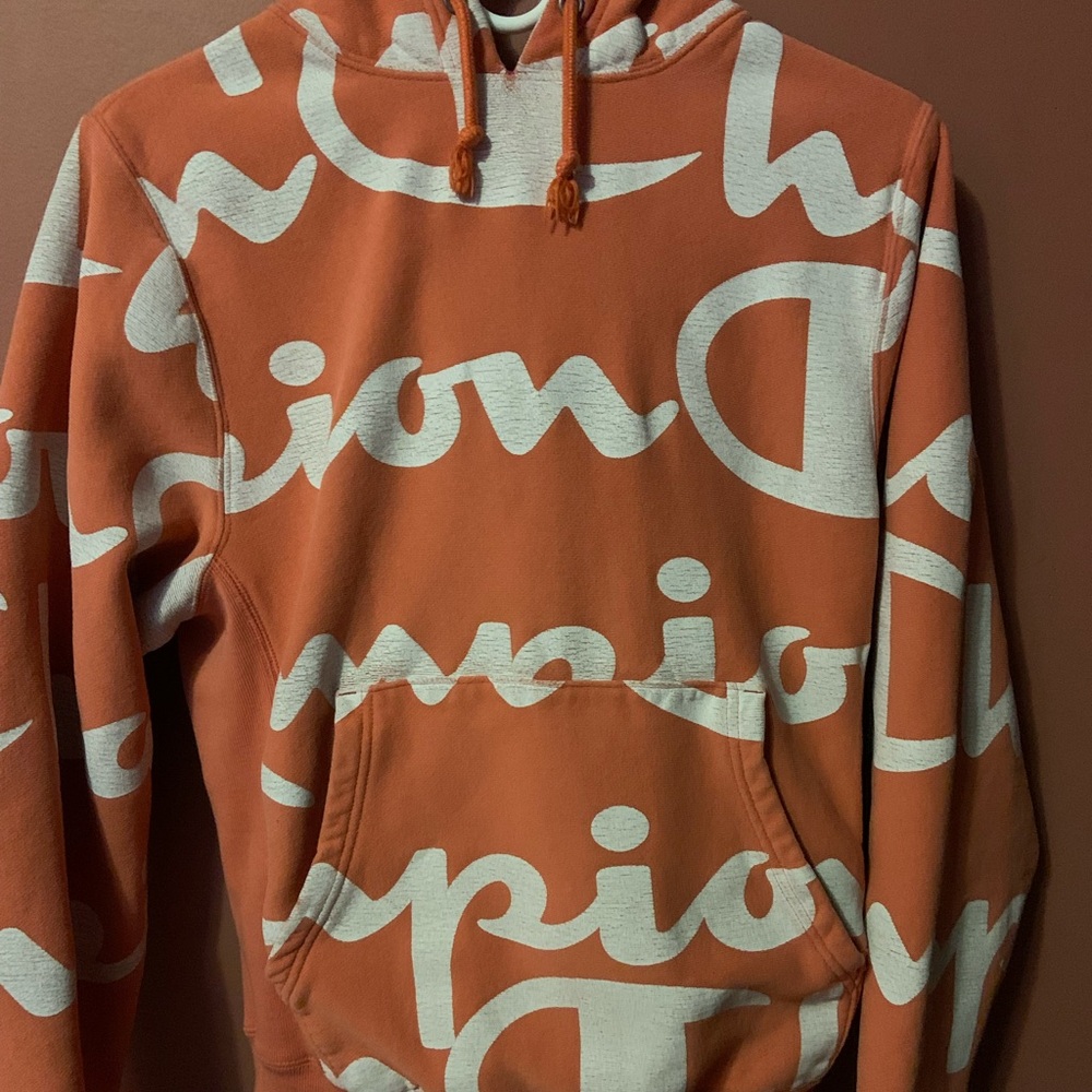 Vintage Pink Champion reverse weave logo hoodie SMALL
